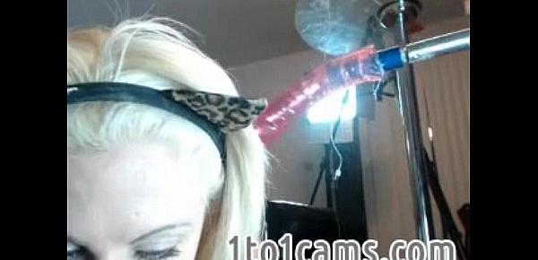  Hot blonde fuckmachine blowjob - 1to1cams.com